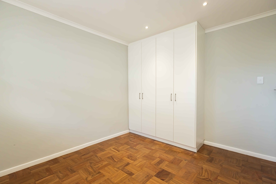 To Let 2 Bedroom Property for Rent in Sea Point Western Cape